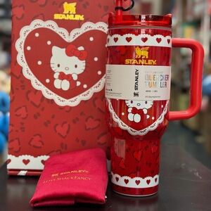Stanley Red Hello Kitty Heart Quencher Tumbler
